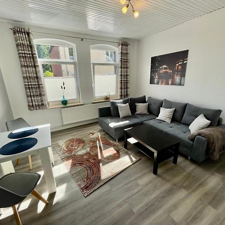 Gemuetliche Eg-Wohnung Im Herzen Schleswig-Holsteins Neumünster Buitenkant foto