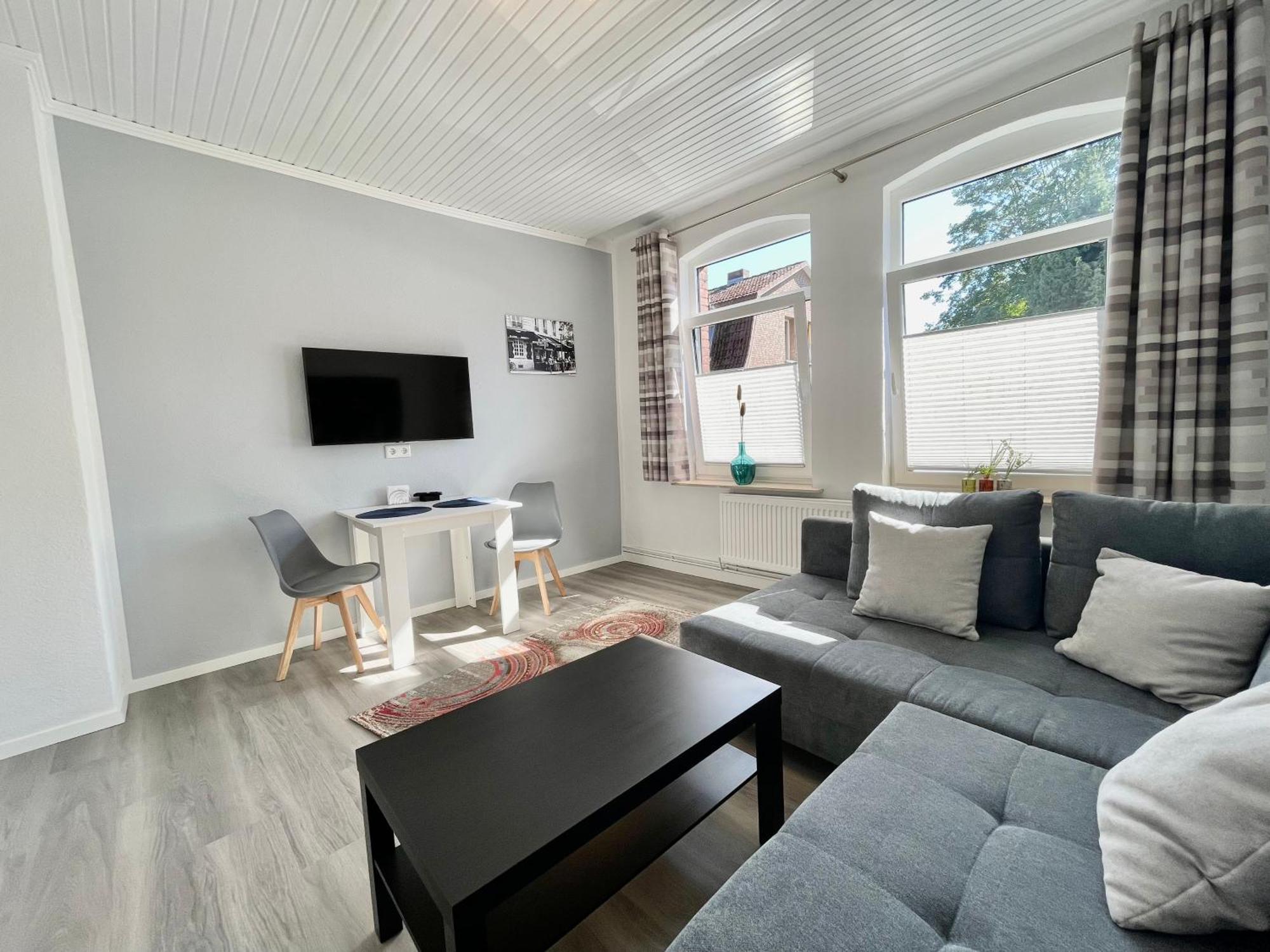 Gemuetliche Eg-Wohnung Im Herzen Schleswig-Holsteins Neumünster Buitenkant foto